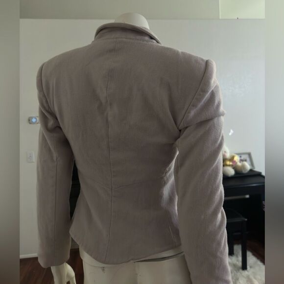 Giorgio Armani Light Taupe Blazer - Picture 3 of 8